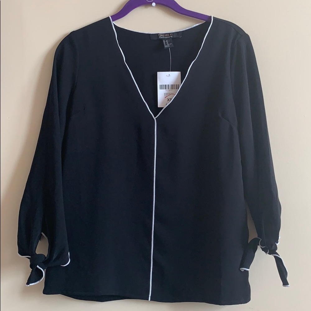 NWT!  Contemporary by Forever 21 blouse (XS)